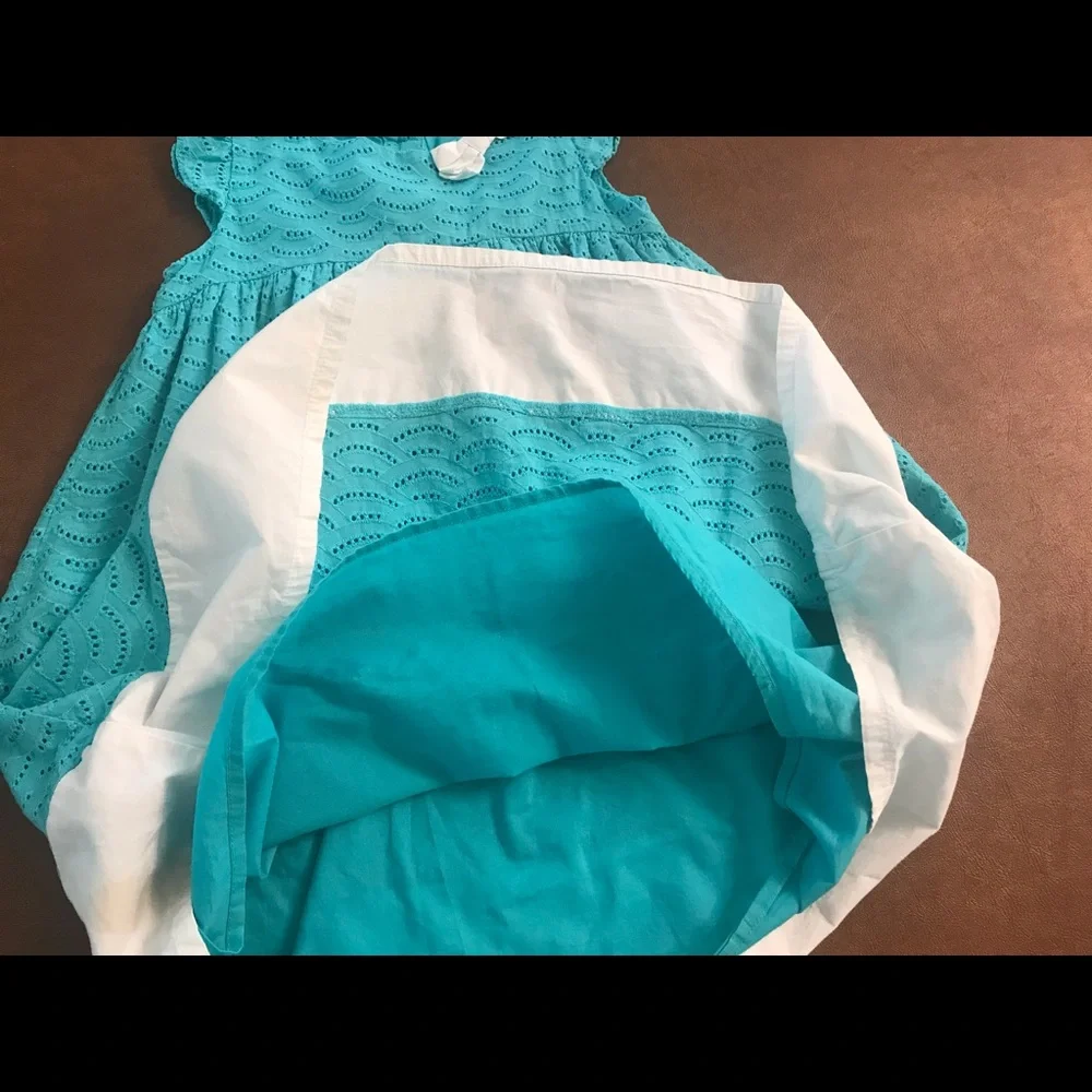 🌺🌺GYMBOREE Girl’s Fully Lined EyeletDress, size 4T